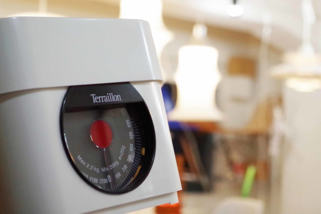 お店で見るSOLDとSOLD OUTの違い【実は意味が違う】 名作家具とデザインの話